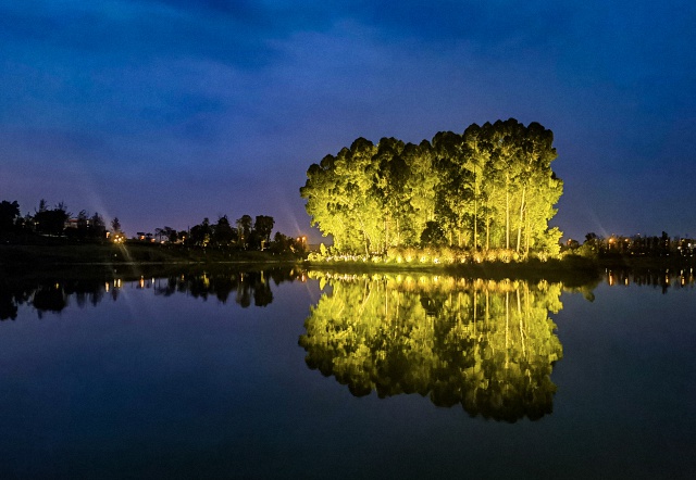 成都新津天府明珠公園暨民營(yíng)經(jīng)濟(jì)博物館戶外燈光亮化工程 P2