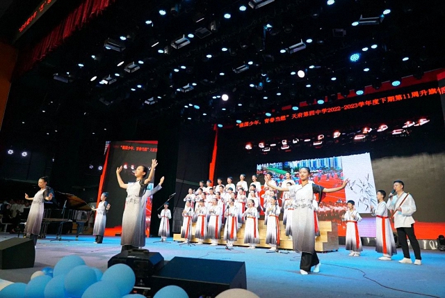 天府第四中學第五屆“藝·起SHOW” 鷹皇科技租賃團隊助力活動舞臺燈光音響視頻服務